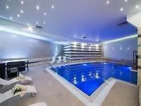 Swiss Belhotel וארנה