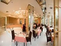 Swiss Belhotel וארנה מלון